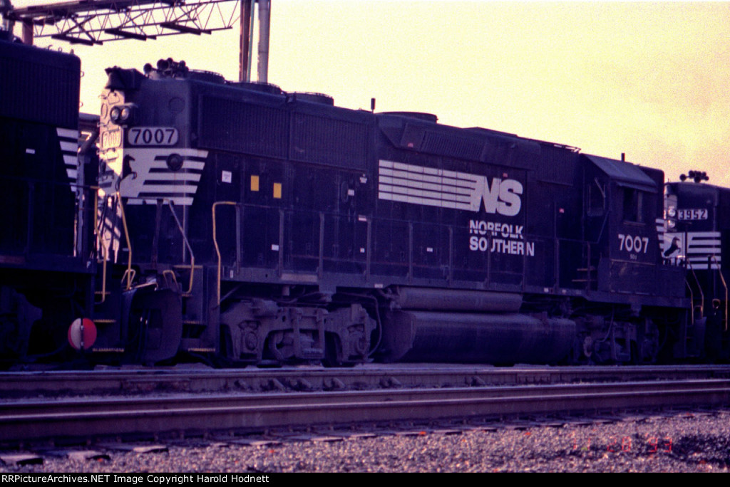 NS 7007